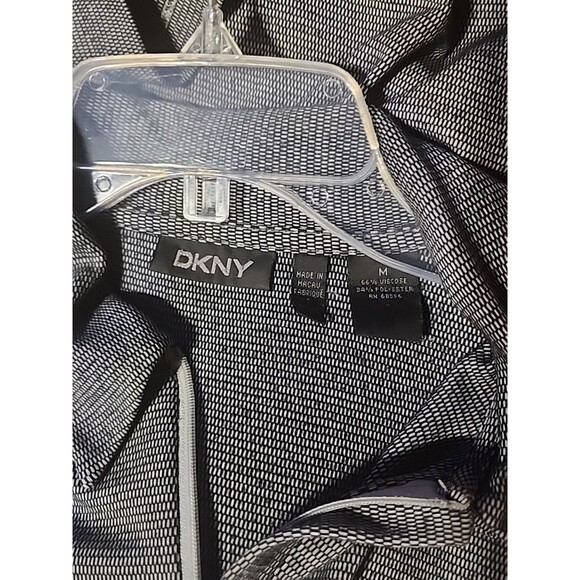 DKNY Men’s Medium Gray Textured 1/4 Zip Long Sleeve Polo Shirt - Picture 5 of 7